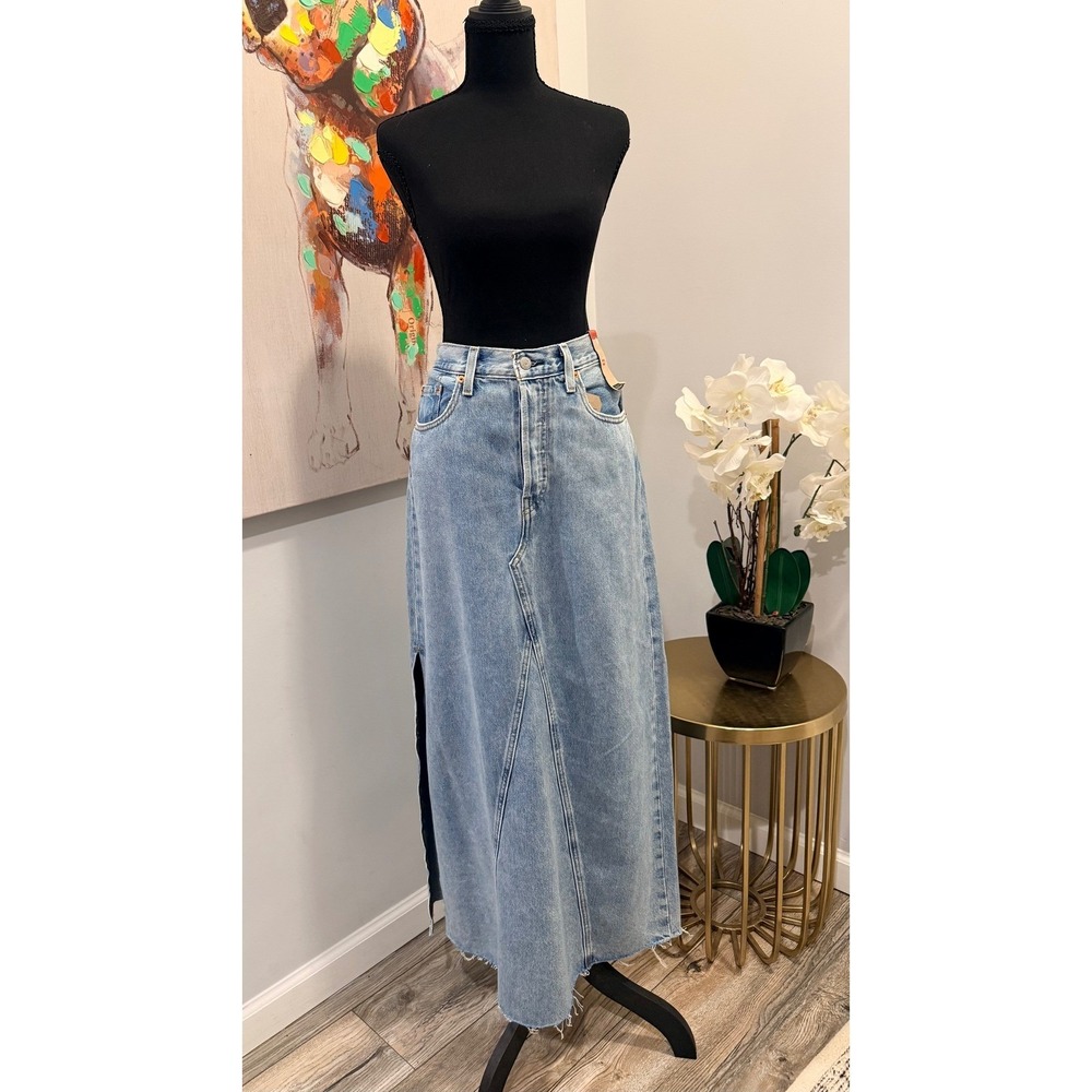 Levi's Ankle Column Skirt Light Wash Denim, Side Slit, Size 25
